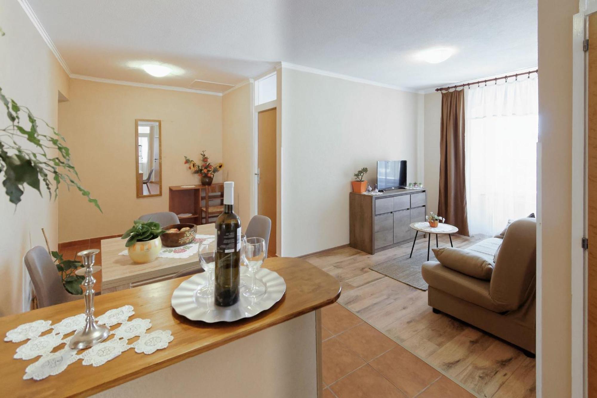 Apartments Viola By Rent Istria Momjan Exterior photo